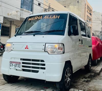 Mitsubishi Minicab Bravo 2013