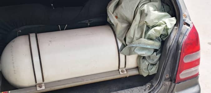 CNG kit and cylinder