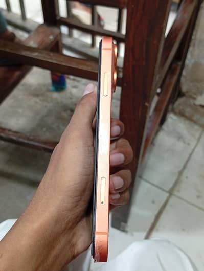 I phone XR canvat 17 pro max