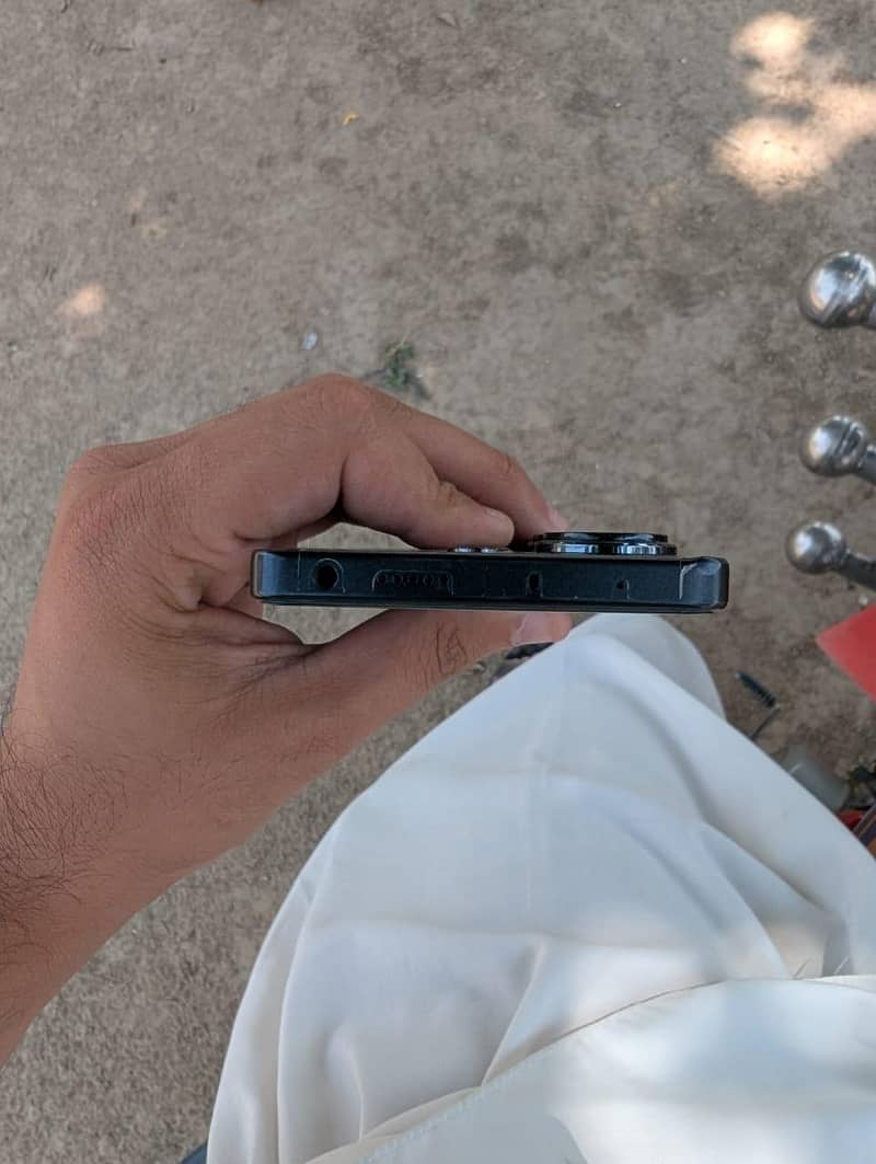 Xiaomi Redmi Note 13 Pro 4