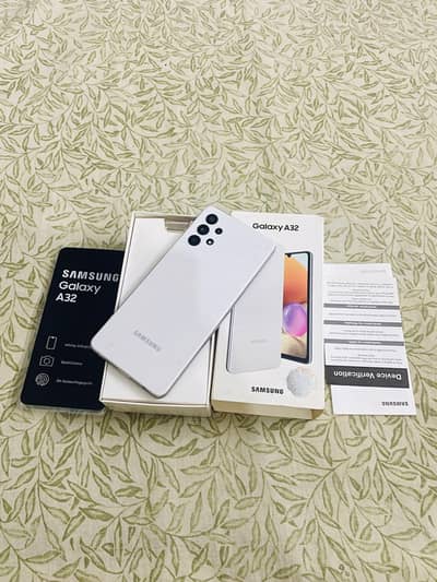 Samsung Mobile A32 6/128 with complete accosseriese