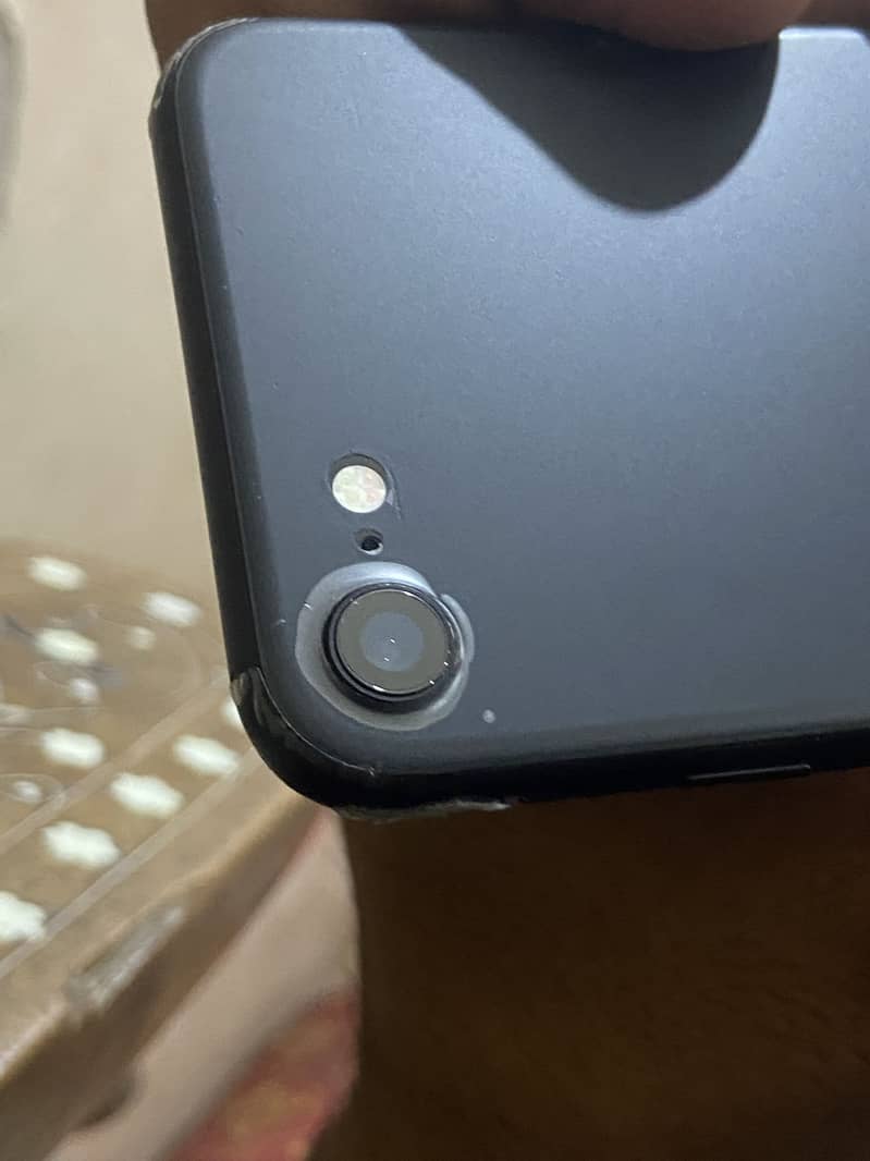 Apple iPhone SE 0