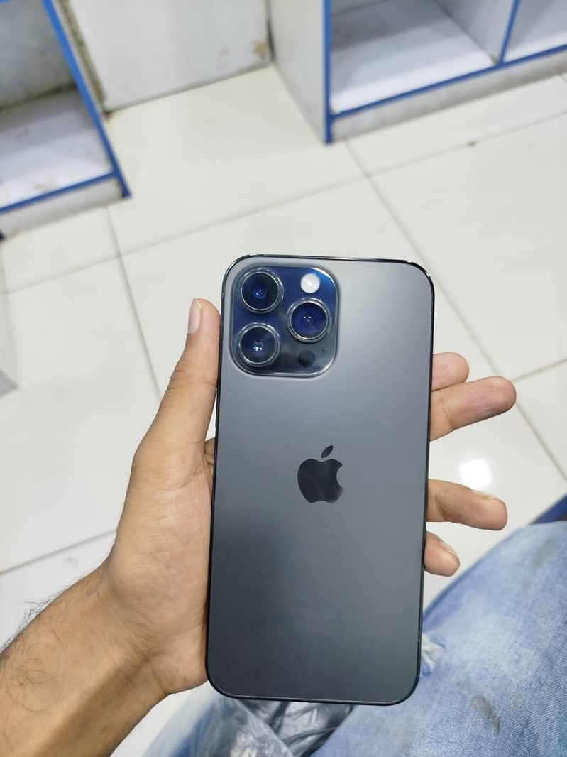 Apple iPhone 14 Pro Max 2