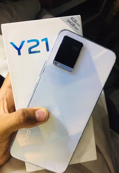 VIVO Y21 (4GB+1GB RAM) (64 GB STORAGE) 10/9 condition
