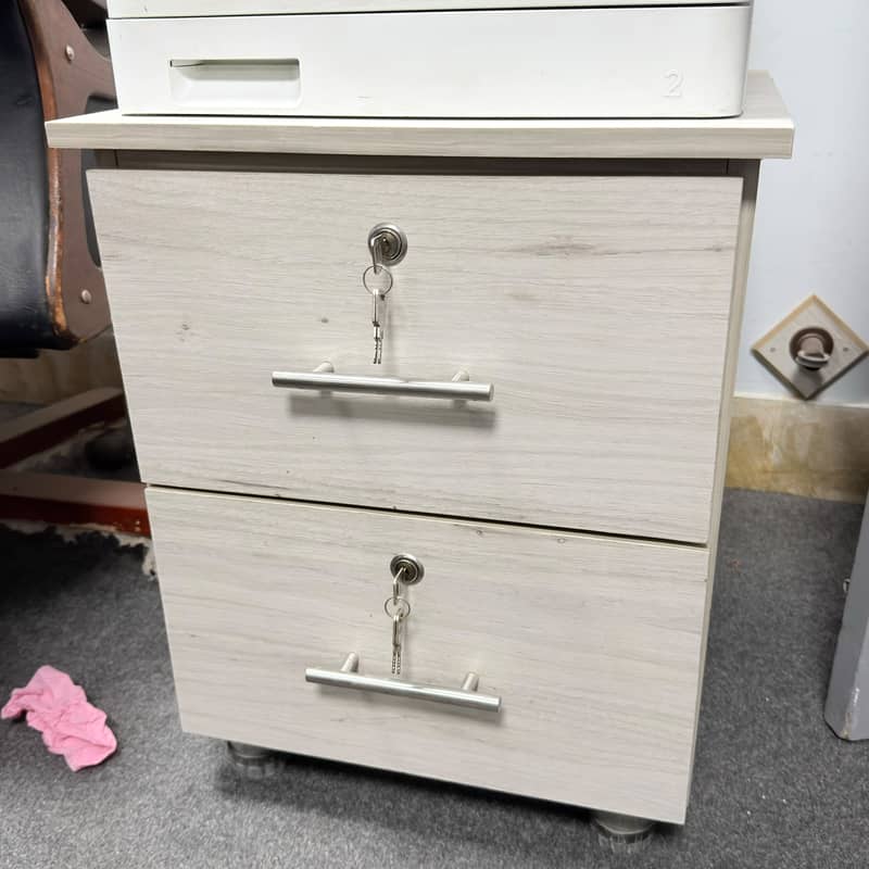 Office Table, Workstations & Cabinets 9