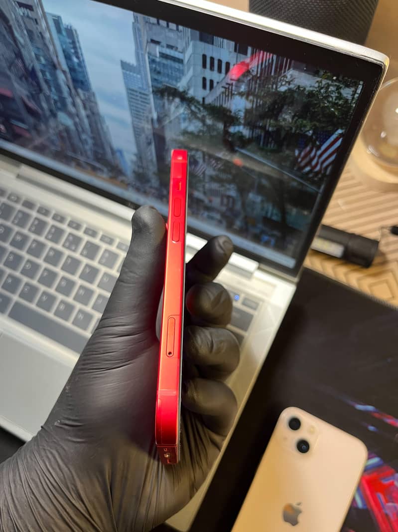 IPhone 14 3