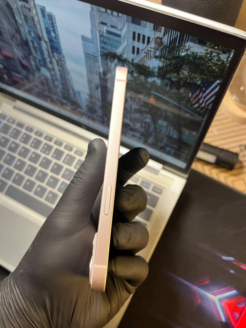 IPhone 14 17