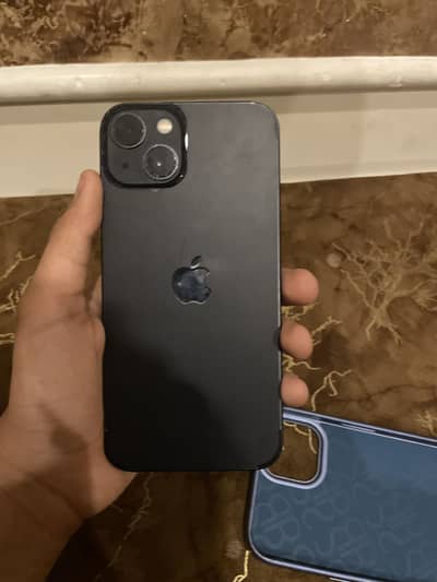 Apple iPhone 13