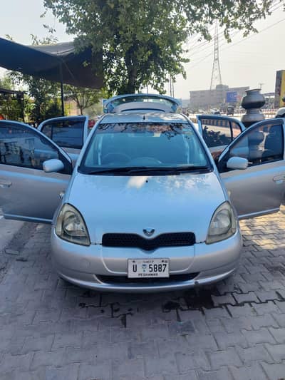 Toyota Vitz 2001 . . . . 2007. . . call on watsapp 0333 93 43 874