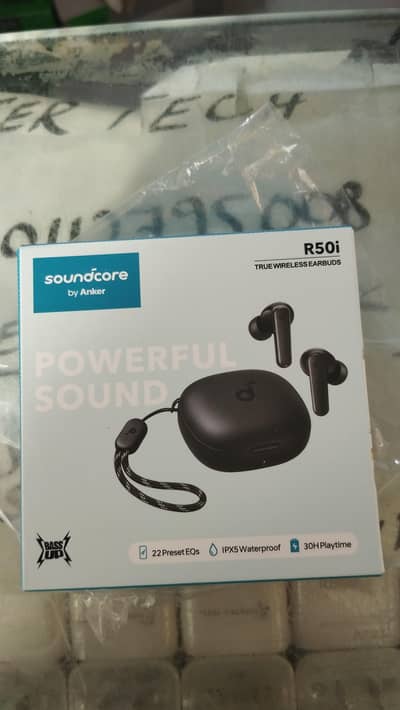 sound core bu anker model R 50 i  30 hours play time box pack