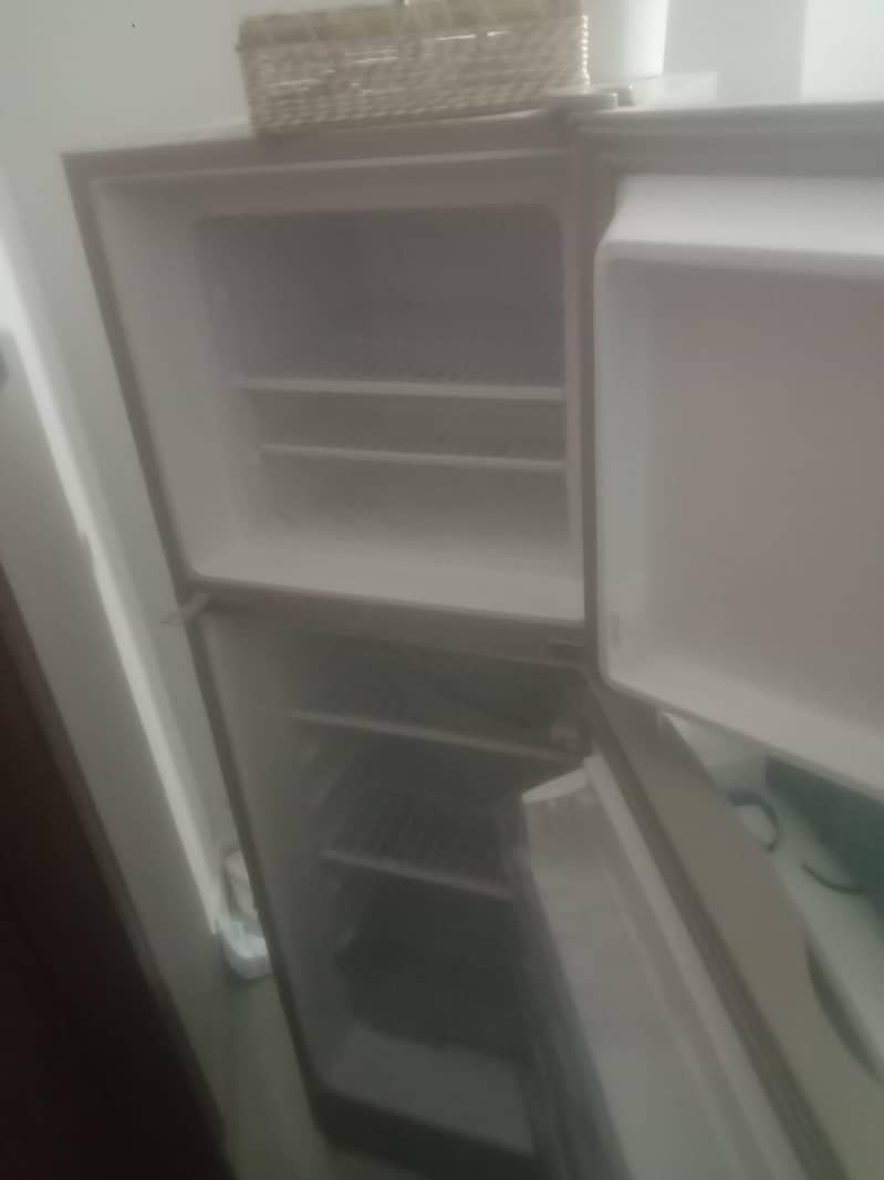 Refrigerator 1