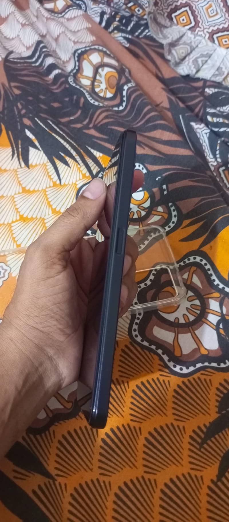 One Plus N300 1