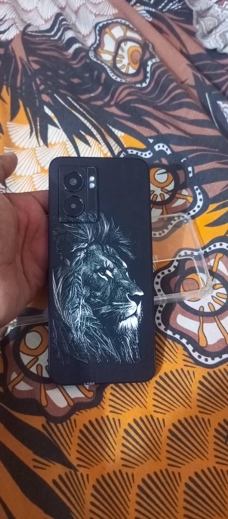 One Plus N300 5
