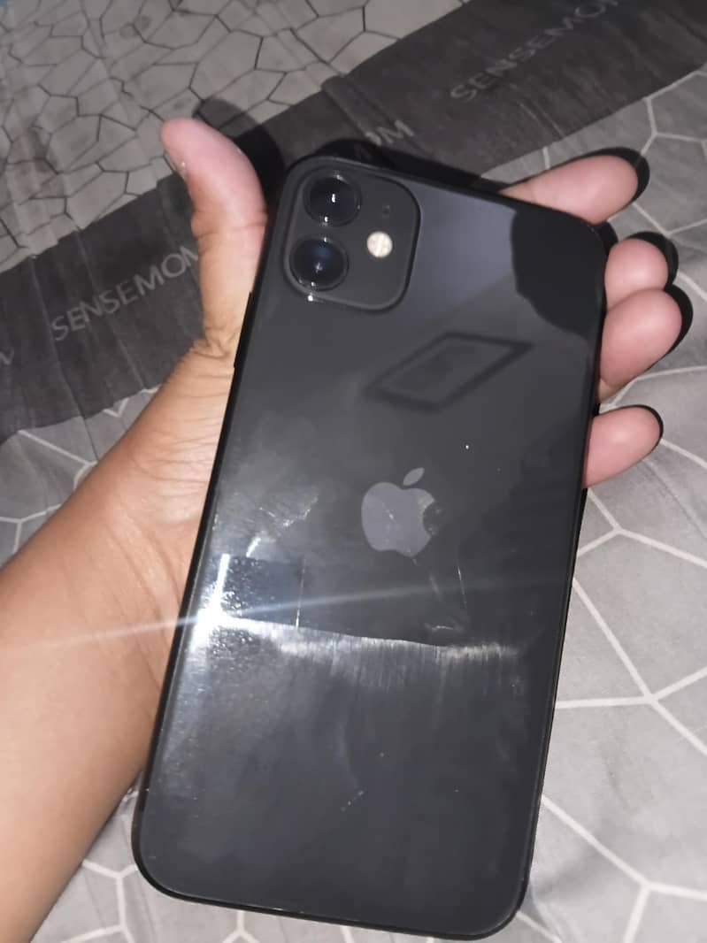 Apple iPhone 11 0