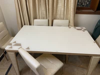 Dining table 6 seater