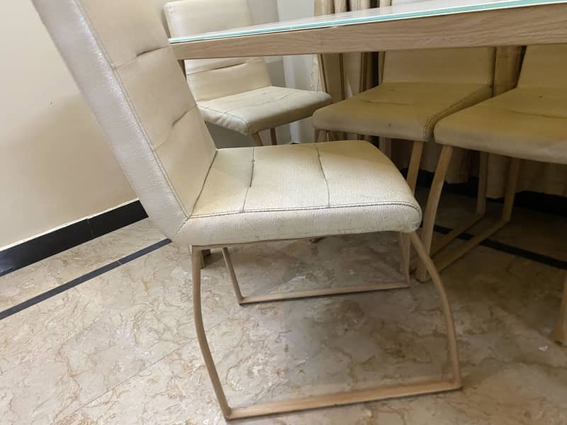 Dining table 6 seater 2