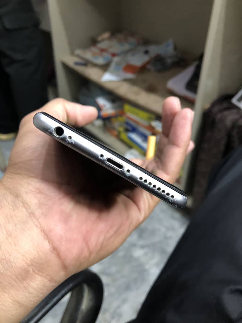 Apple iPhone 6S Plus 3