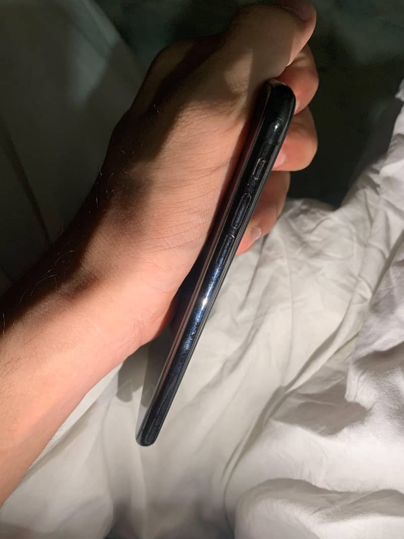 Apple iPhone X 1