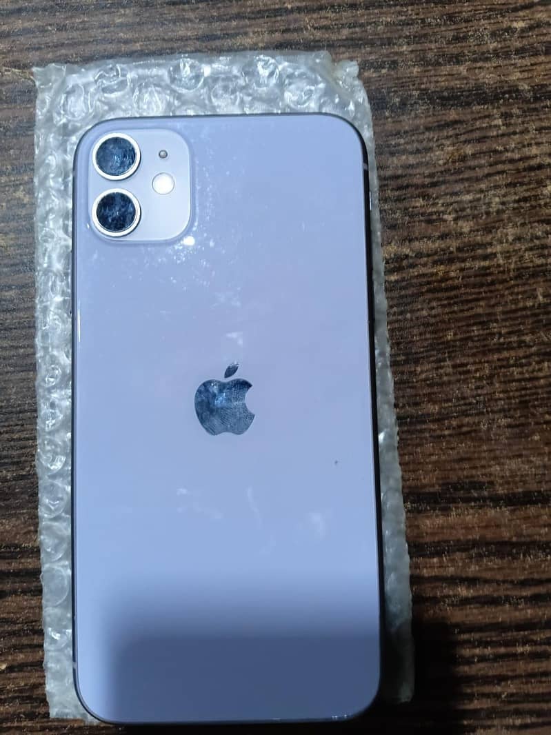 Apple iPhone 11 0