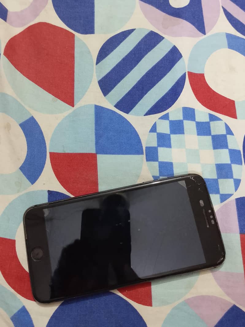 Apple iPhone 8 Plus 2