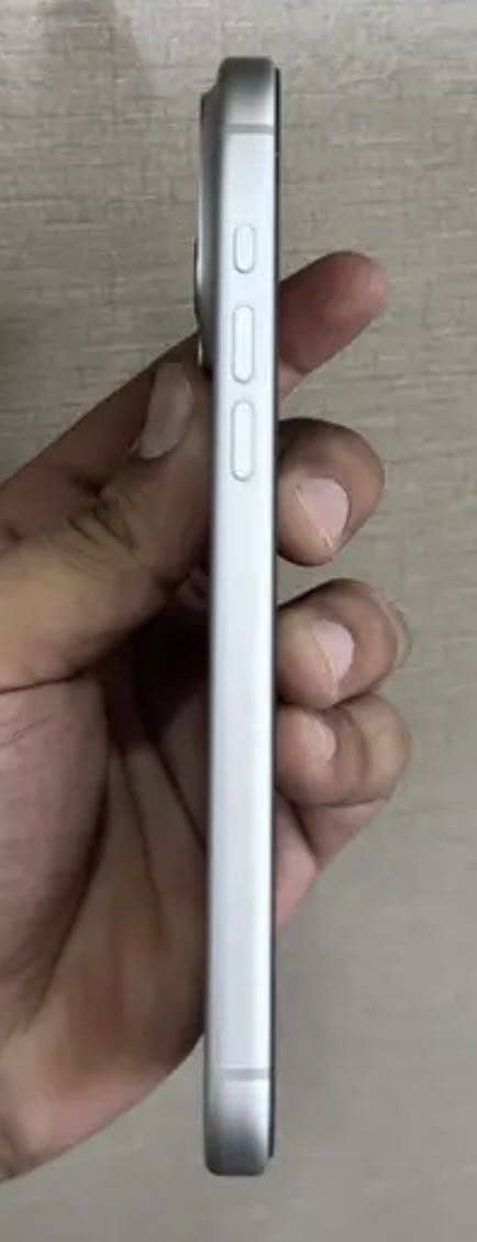 Iphone 17 pro max 3