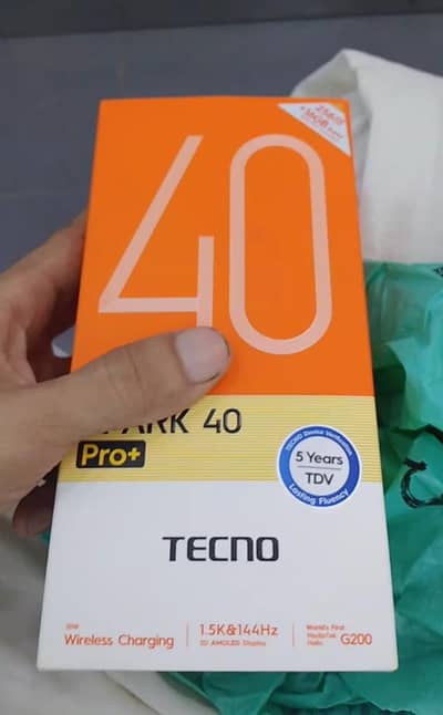 tecno spark 40 pro plus cmplt Saman 12 month wrnty 03368211934