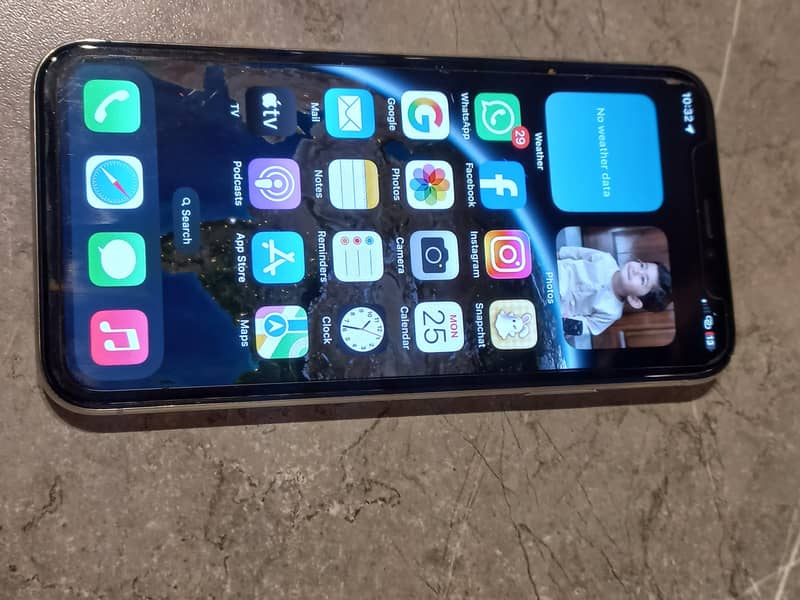 Apple iPhone X 2