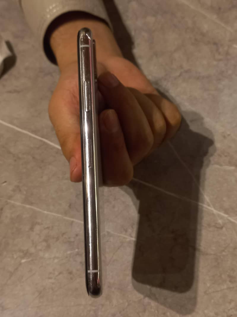Apple iPhone X 7