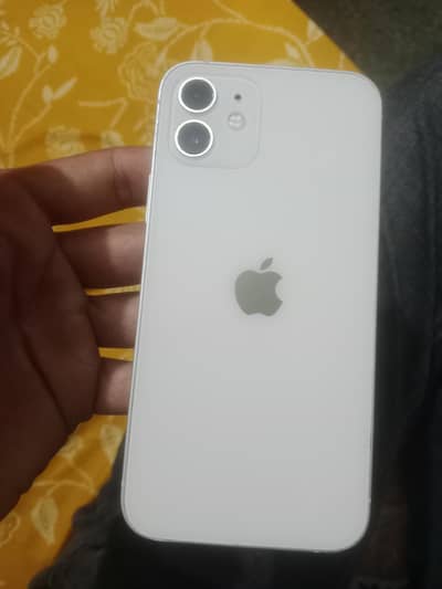 Apple iPhone 12