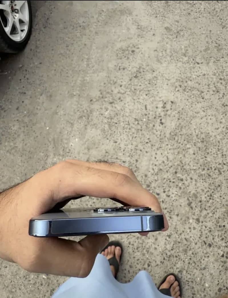 iPhone 13 Pro 3