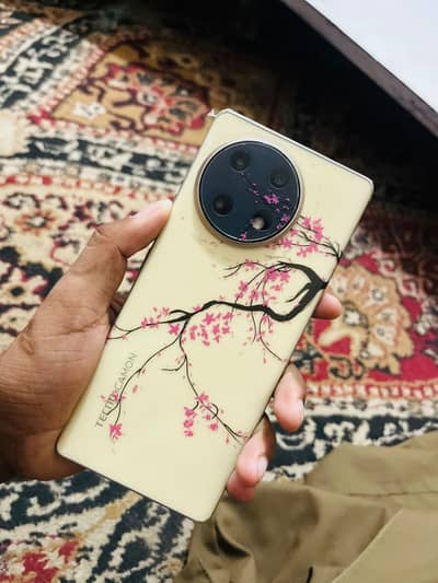 Tecno CAMON 30S