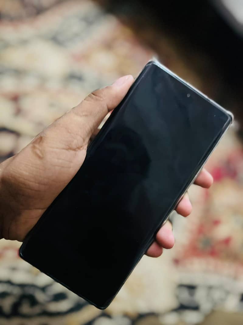 Tecno CAMON 30S 3