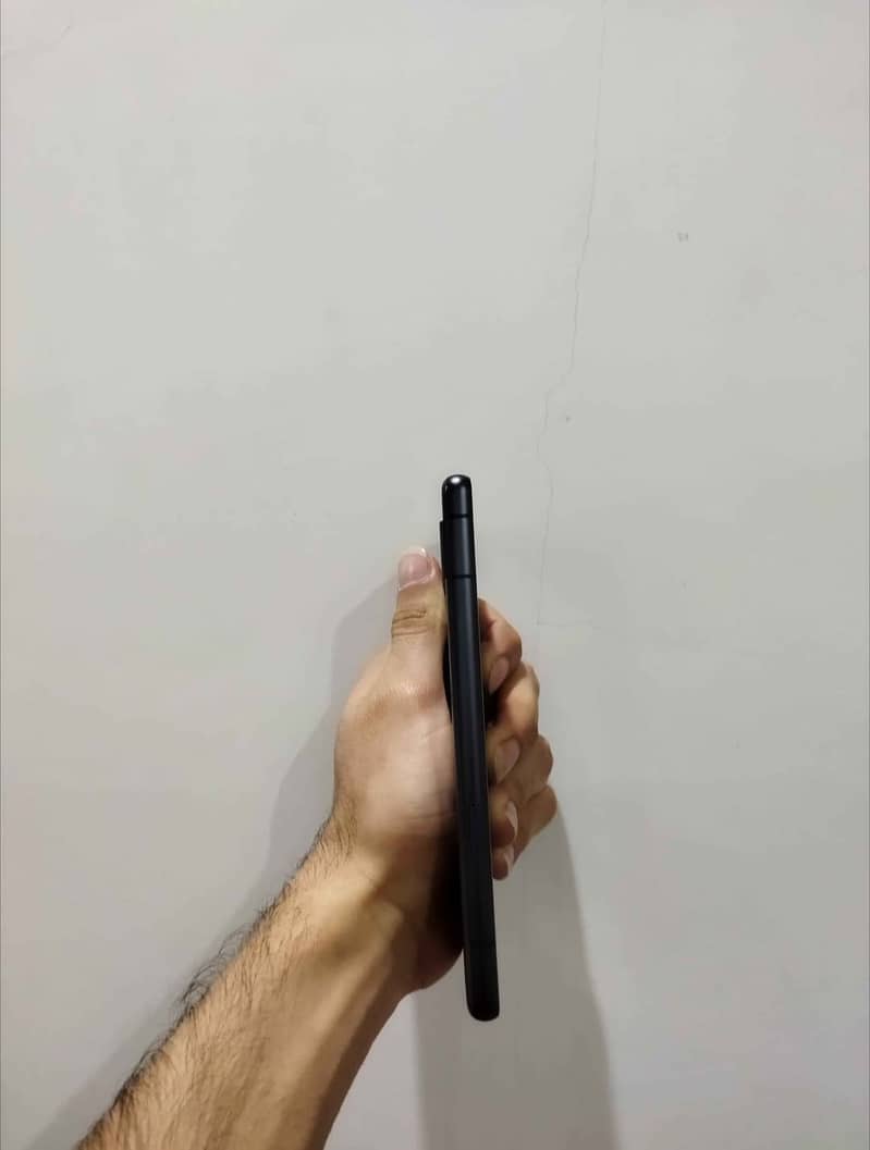 Google Pixel 7a 4