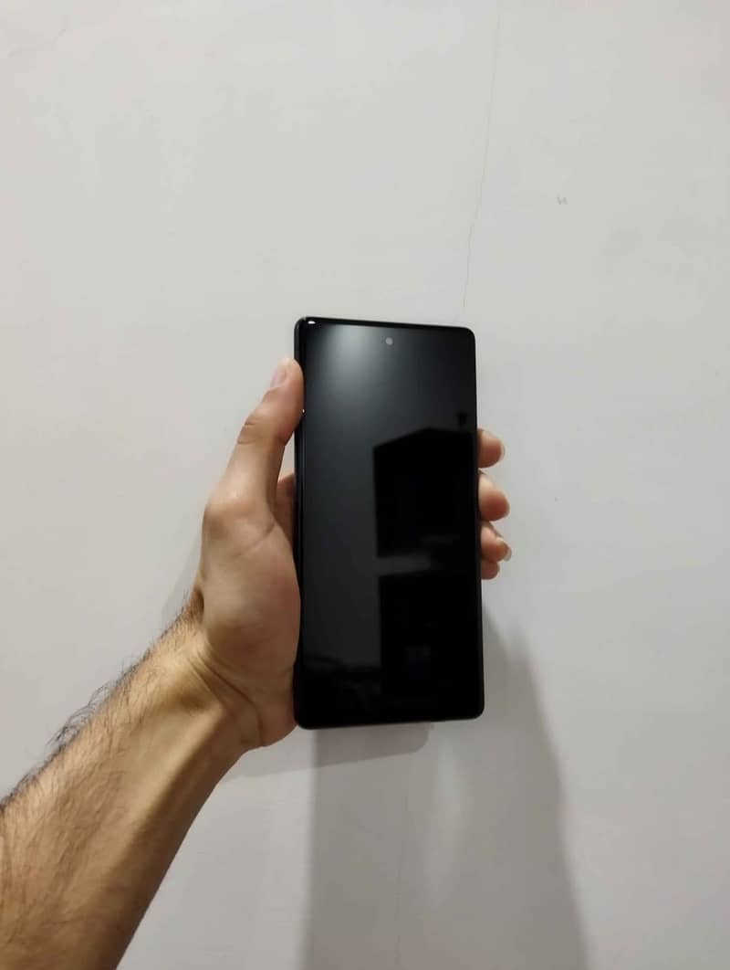Google Pixel 7a 5