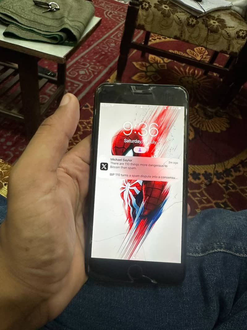 Apple iPhone 7 Plus 2