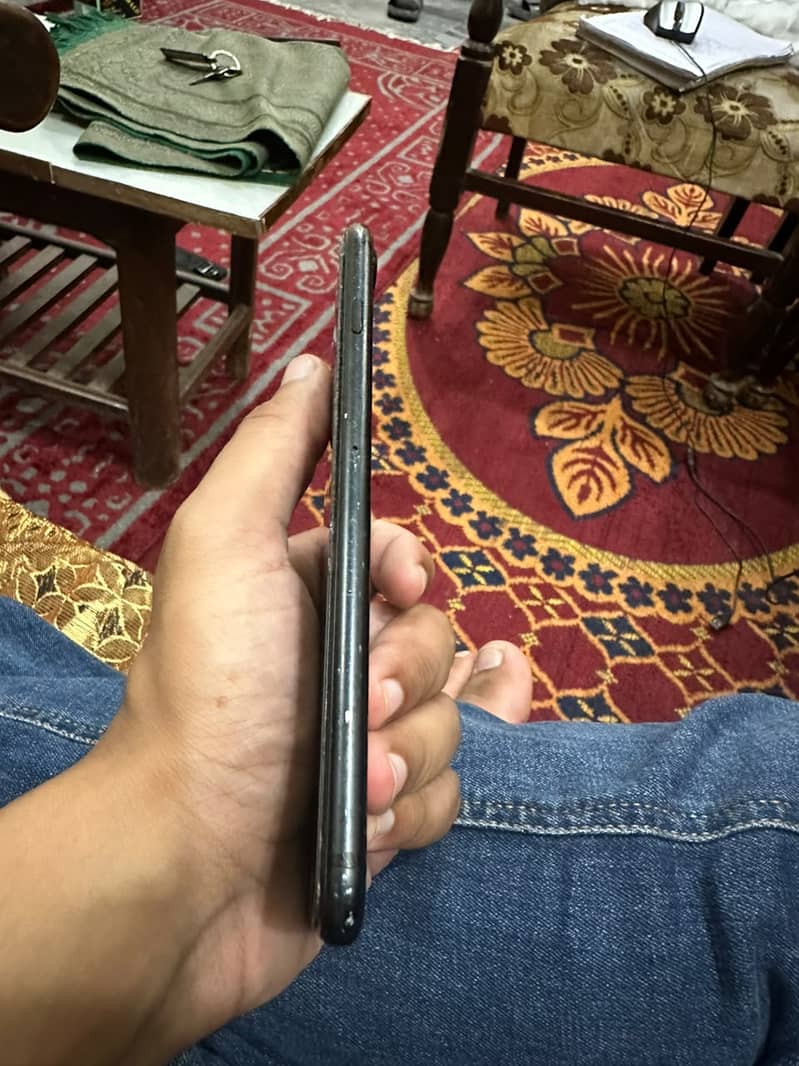 Apple iPhone 7 Plus 3
