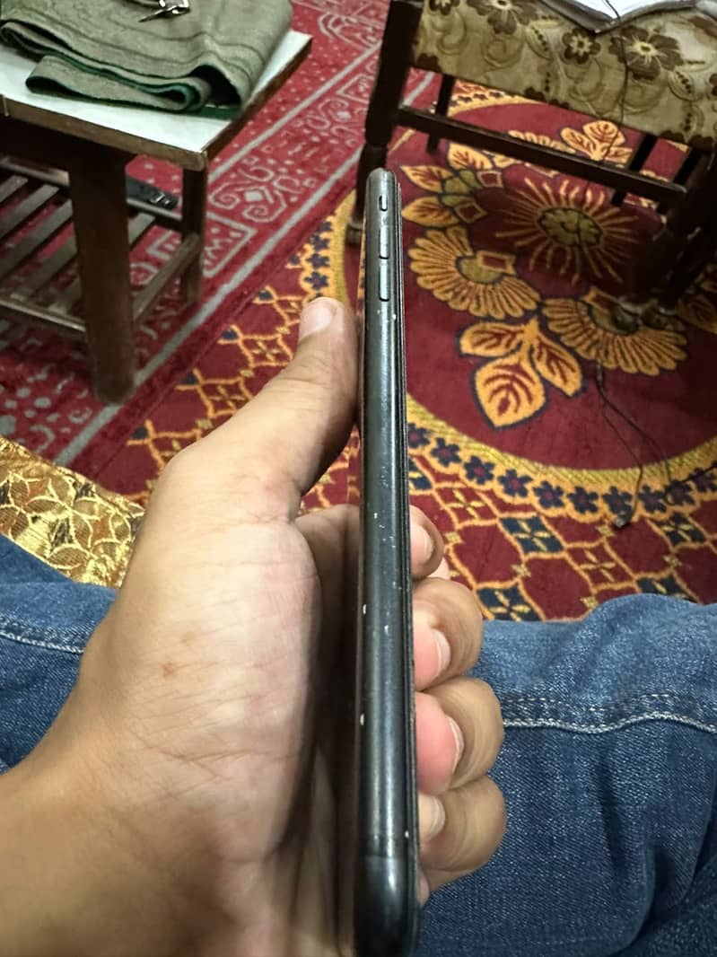 Apple iPhone 7 Plus 4