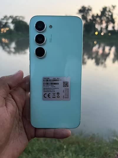 Tecno Spark 40 pro 256gb finger display 4 month used warranty active