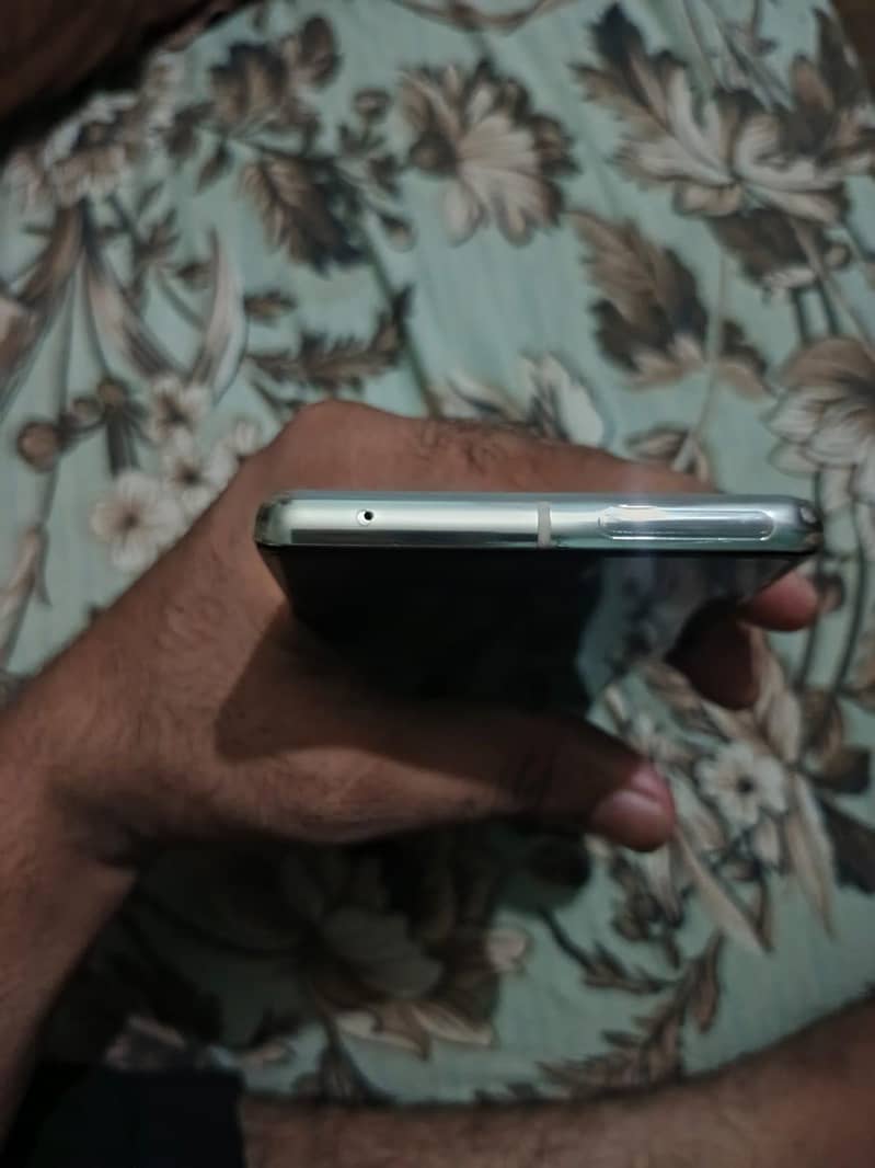 Google Pixel 7 Pro 8