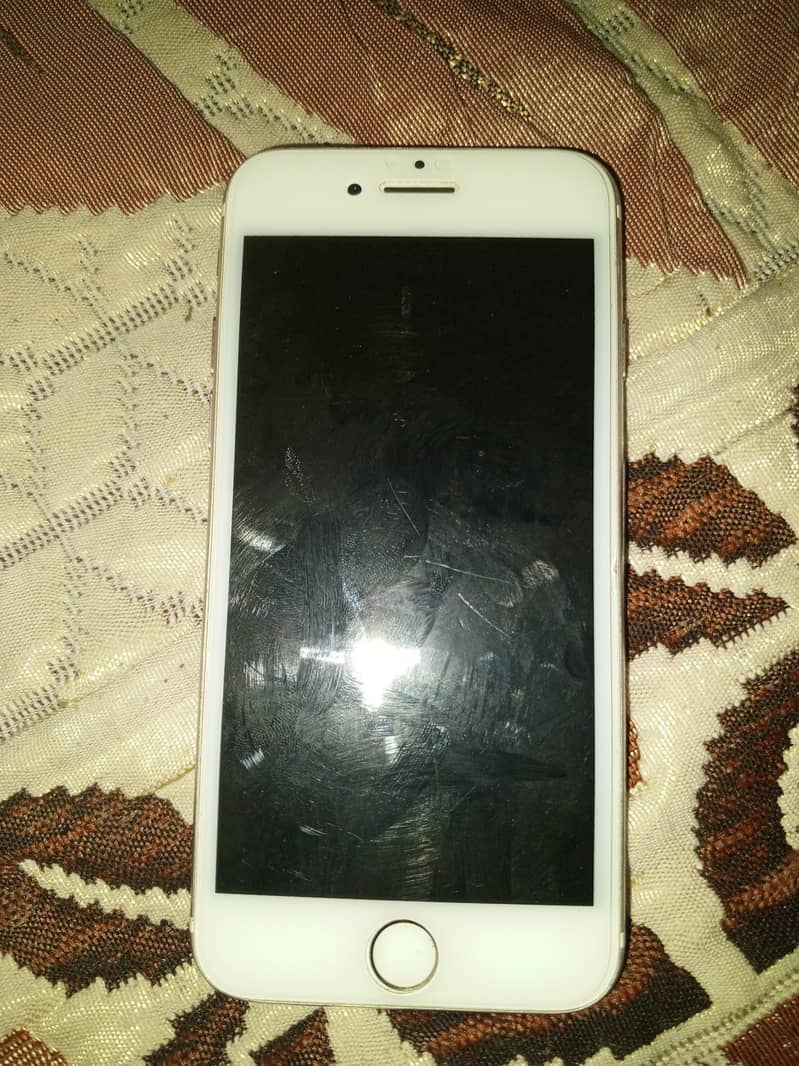 Apple iPhone 7 1