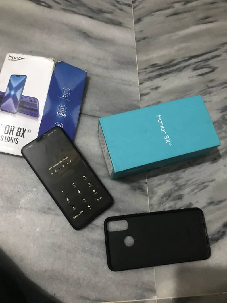 Honor 8X 3