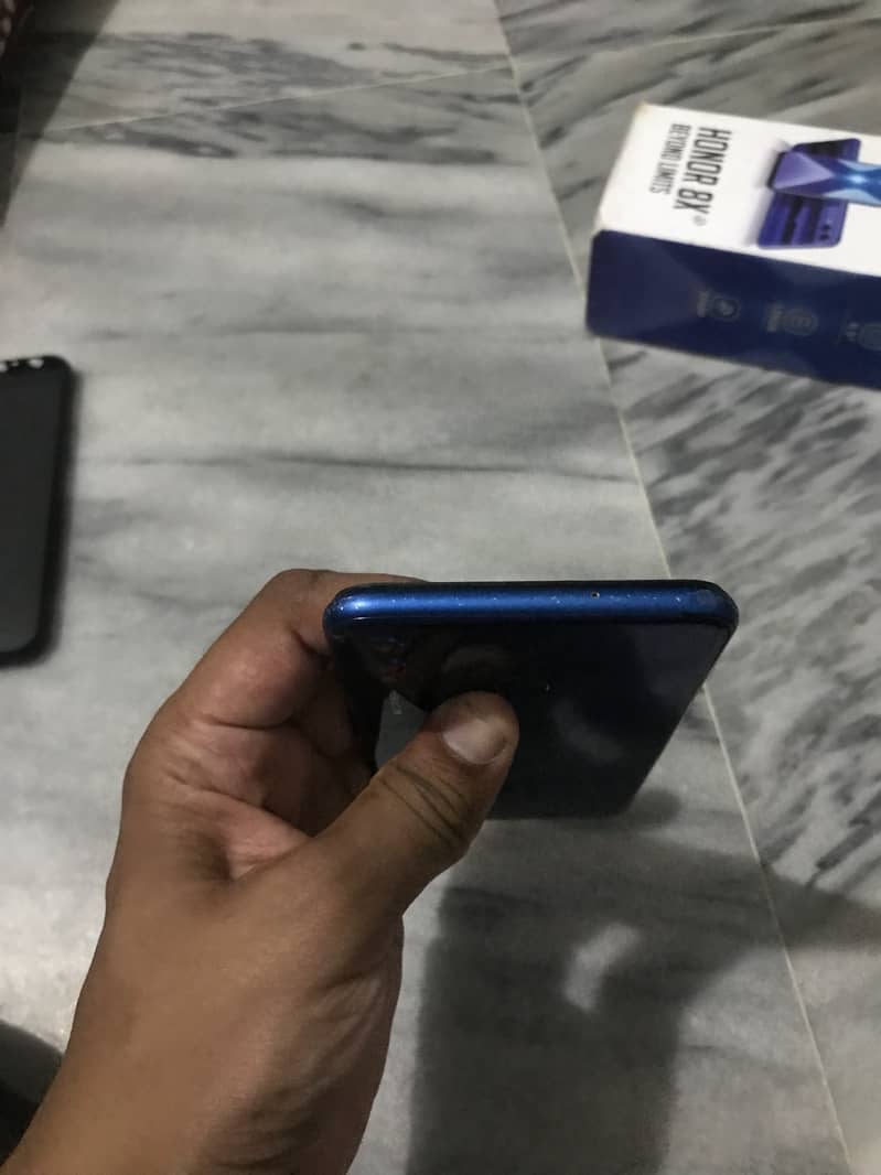 Honor 8X 5