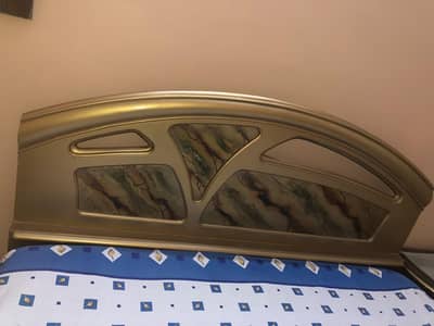 deco queen bed set with dracing and two sidetable