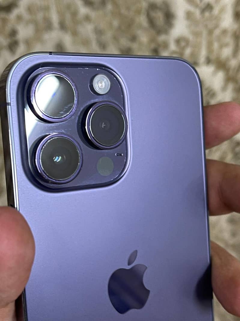 14 pro max 0