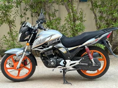 Honda CB150F Silver Colour Self Start WhatsApp 03010241635