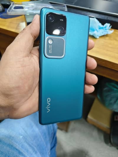 Vivo V30 5g