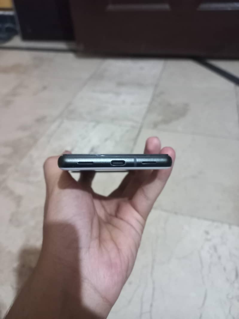 Google Pixel 6A 4