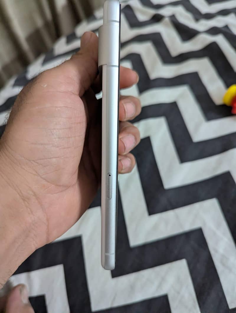 Google Pixel 7 2