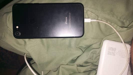 Apple iPhone 7