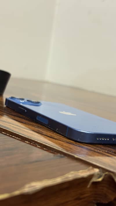 Apple iPhone 13 128GB PTA Approved – Blue